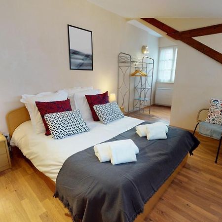 Aux Bijoux De Colmar - 1 Parking Gratuit Apartment Екстериор снимка