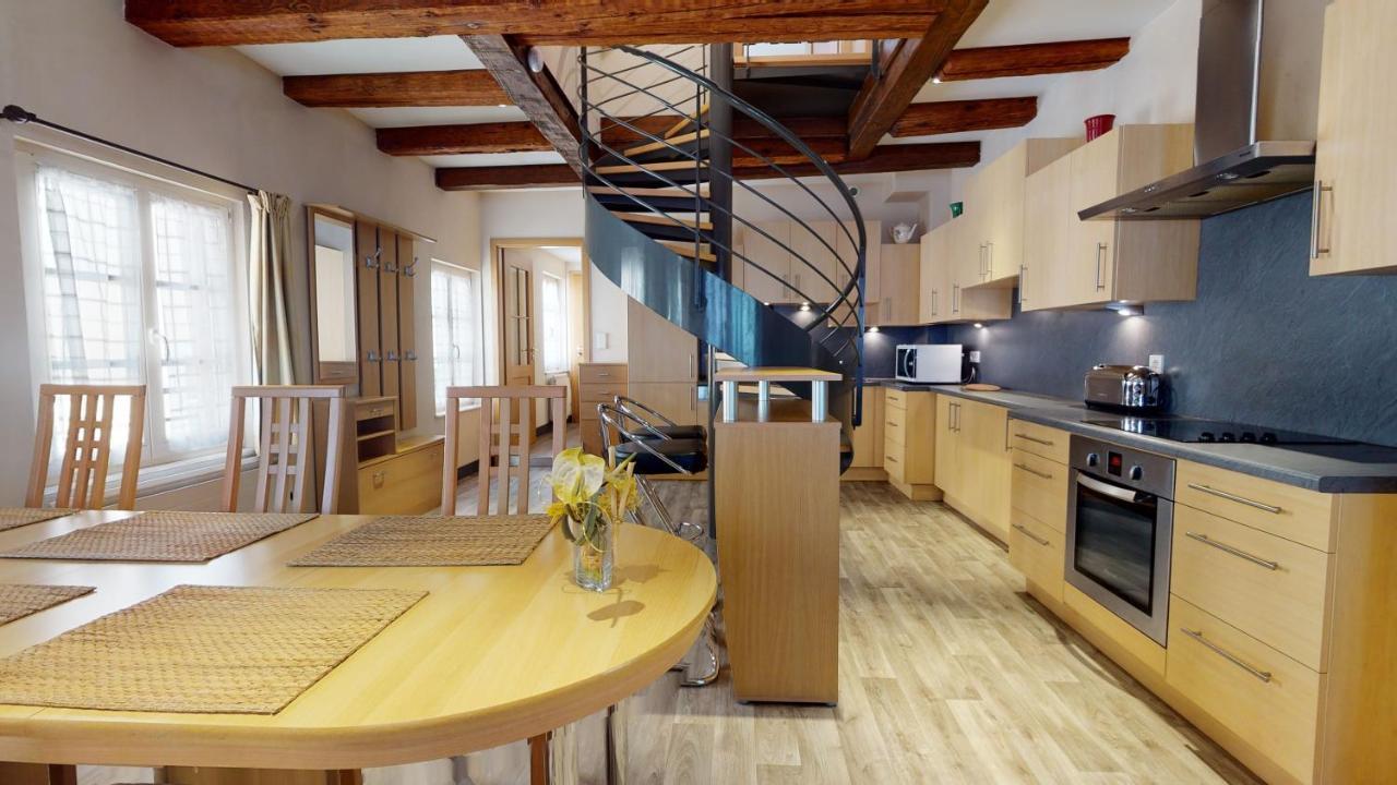 Aux Bijoux De Colmar - 1 Parking Gratuit Apartment Екстериор снимка