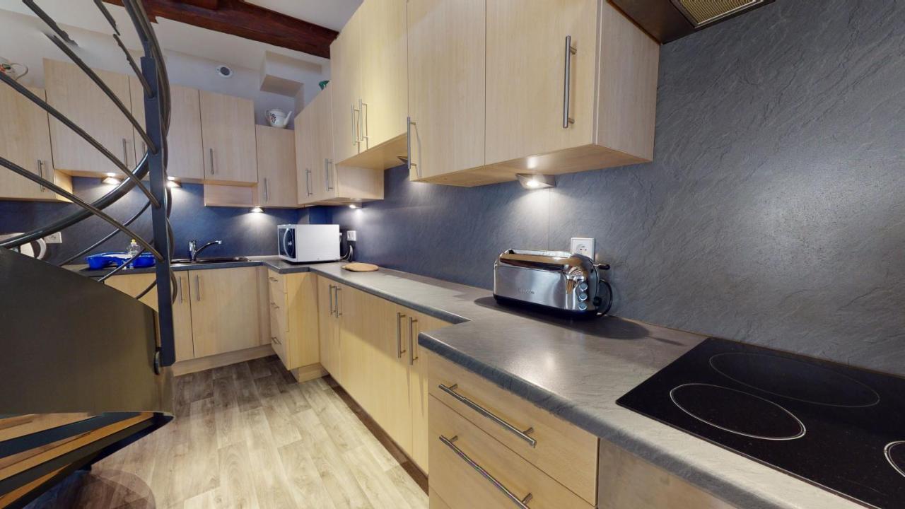 Aux Bijoux De Colmar - 1 Parking Gratuit Apartment Екстериор снимка