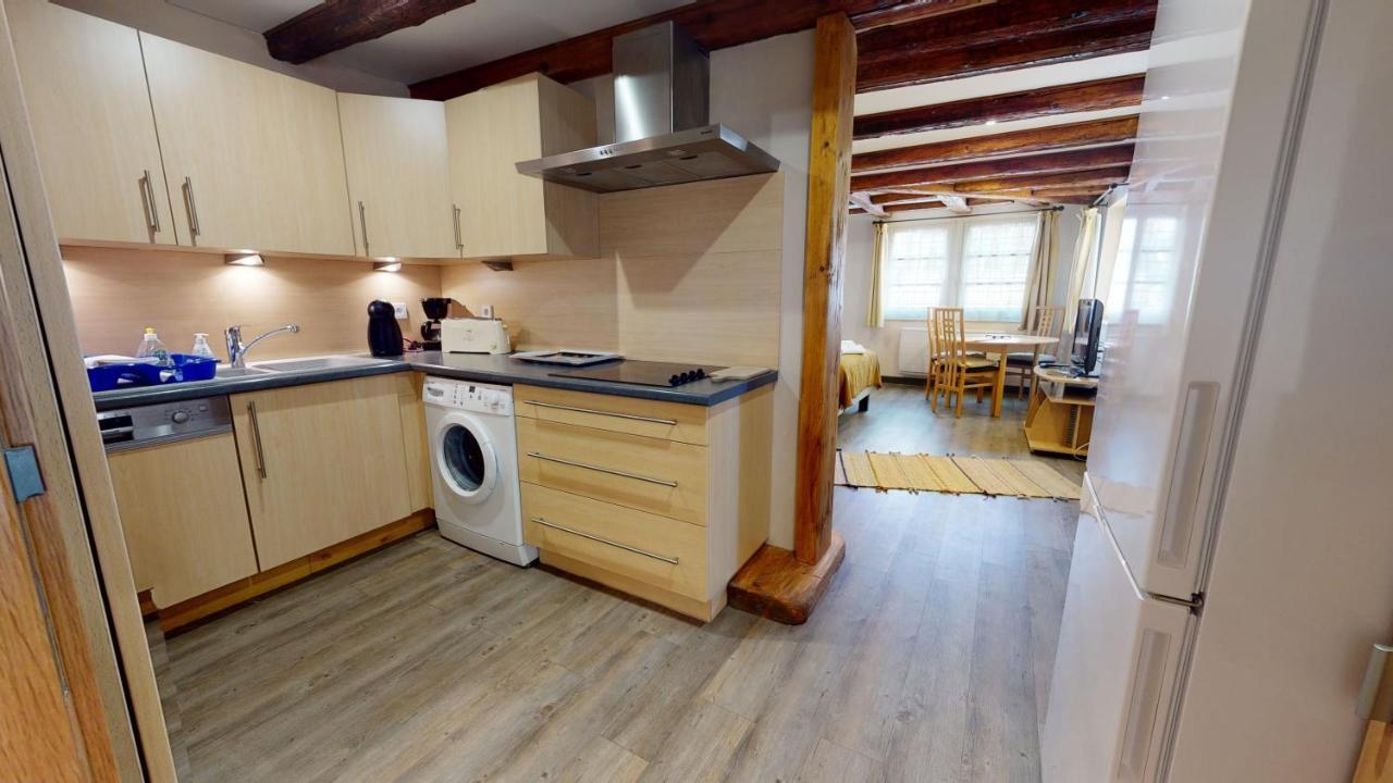 Aux Bijoux De Colmar - 1 Parking Gratuit Apartment Екстериор снимка